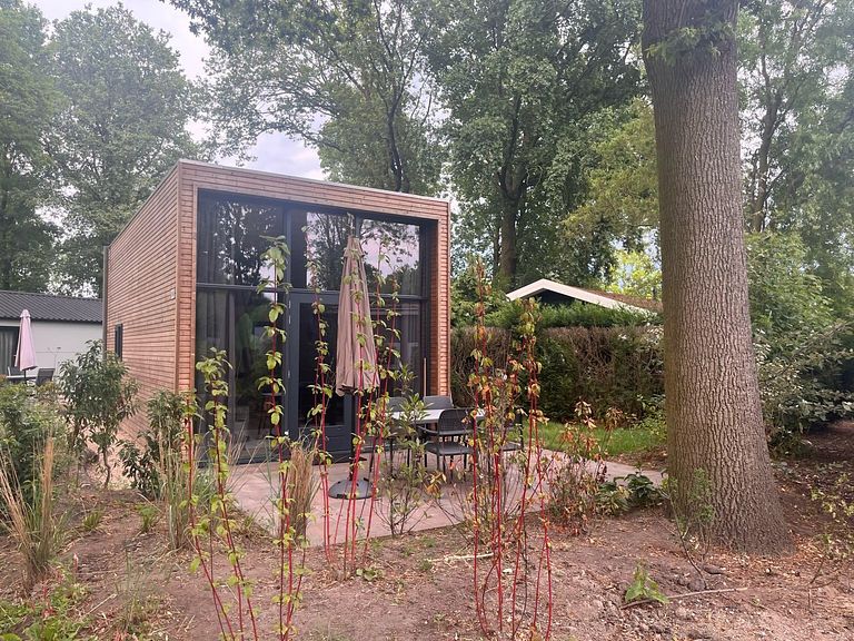 Petit chalet pour 2 personnes près d'un lac - 1