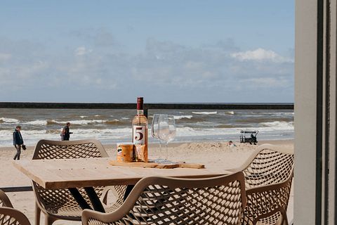 Wunderschönes Strandhäuschen in Nordholland - 2