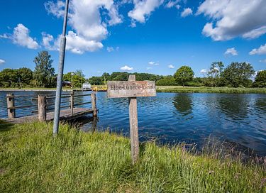 Romantic cottage by the water - 18