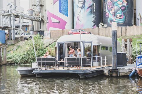 Bateau de conception unique et durable pour 5 personnes. - 2