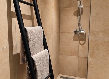 Hidden forest cabin with private wellness - 16