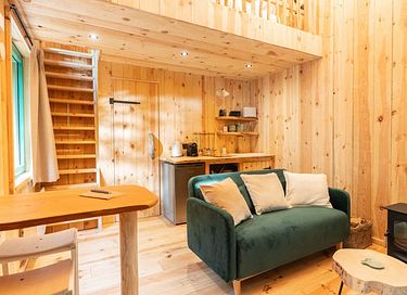Romantic overnight stay among the trees - 8