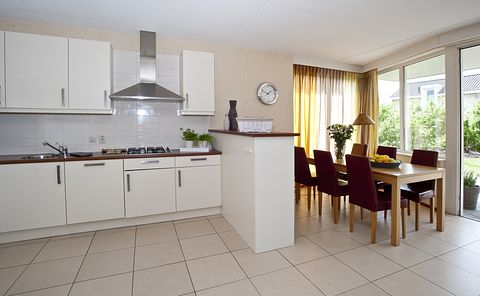 Schönes Haus mit Dachterrasse und großem Garten - 5