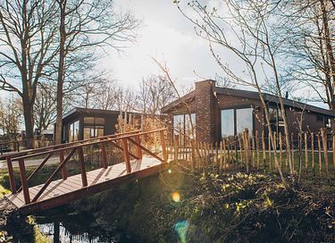 Moderne Ferienwohnung in einem Ferienpark