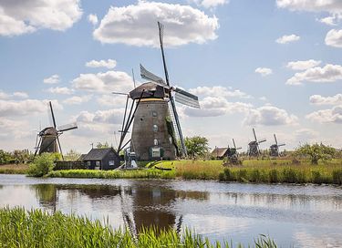 Familiewoning met uitzicht op natuurplas - 76