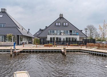 Uniek overnachten aan het water in Friesland - 2