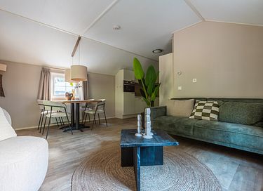Chalet confortable avec véranda et jacuzzi dans la province de Drenthe - 8