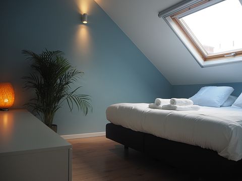 Aan het strand in een historisch ziekenhuis - 4