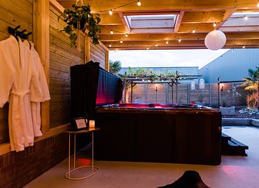 Genieten van privé sauna en jacuzzi - 3