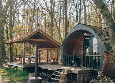 Spend the night in a romantic spot in Twente