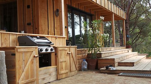 Natuurcabin aan kust Barcelona met zeezicht - 5