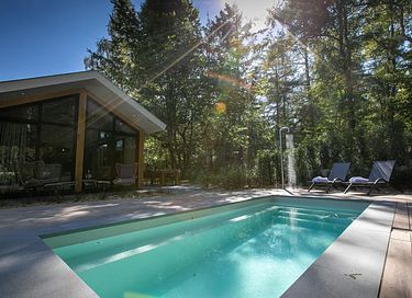 Luxury lodge with (heated) private pool - 8