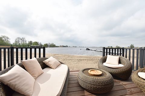 4-person beach house on a Frisian lake - 5