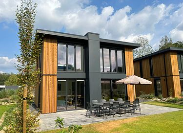 Logement de vacances moderne (10p) au bord de l'eau