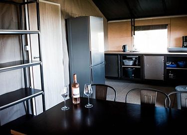 Tente de glamping pour 5 personnes avec vue panoramique - 3