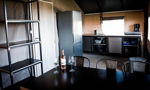 Tente de glamping pour 5 personnes avec vue panoramique - 3