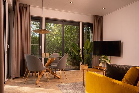 Lodge aus Holz mit privatem Whirlpool - 4