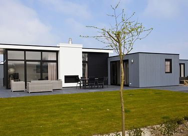 Ruime vakantiewoning bij een prachtig meer
