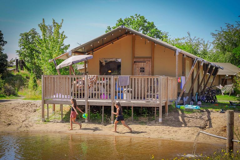 Luxe safaritent aan het water voor 6 personen - 1