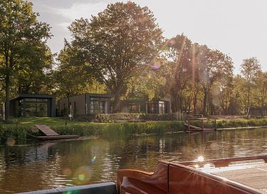 Lodge mit Sauna direkt am Wasser - 21