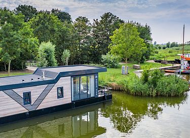 Water villa in a beautiful spot in Friesland - 16