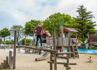 Tiny House met terras in een mooie omgeving - 19