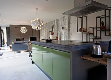 Een design bosvilla gemaakt van staal  - 9