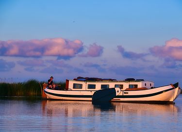 Expérience unique de sommeil sur l'eau à bord d'un bateau - 18