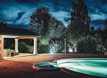 Rustig gelegen villa met zwembad en spa - 4