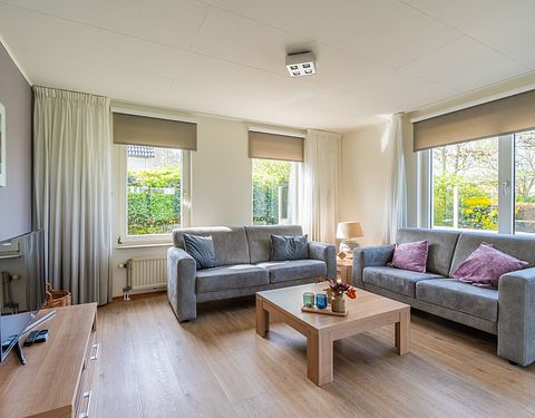 Hondvriendelijk huis met grote tuin op Texel - 4