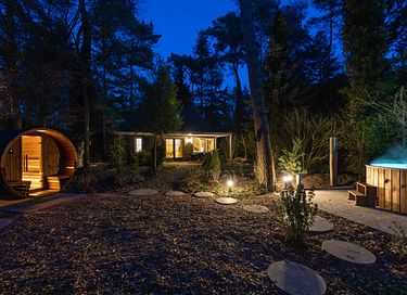 Lodge with private wellness under the trees - 26