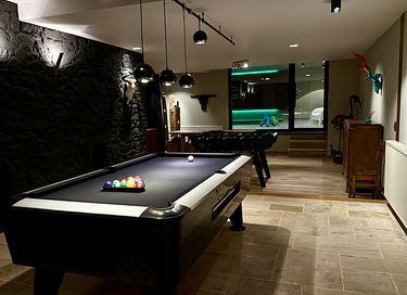 Luxuriöse Familienresidenz mit privatem Hallenbad - 26