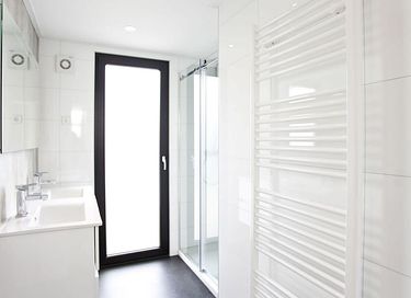 Ruime vakantiewoning bij een prachtig meer - 8
