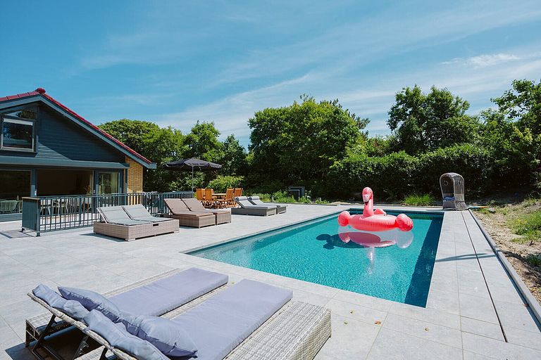 Villa de luxe avec piscine à proximité de la plage - 1