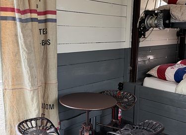 Une nuit unique dans un wagon de train - 19