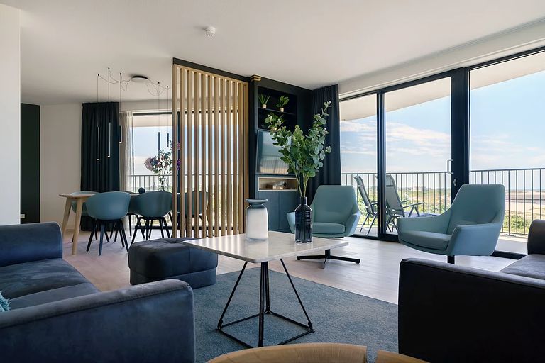 Appartement met ruim balkon en zeezicht - 1