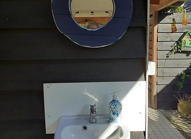 Hobbit house on campsite in Drenthe - 12