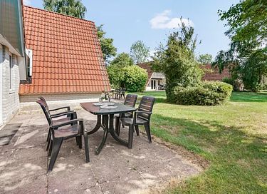 Modernes Einfamilienhaus mit großem Garten - 18