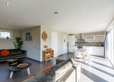 Logement de vacances avec jacuzzi intérieur au bord de la mer - 10