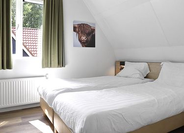 Ruime vakantiewoning aan het water in Drenthe - 14