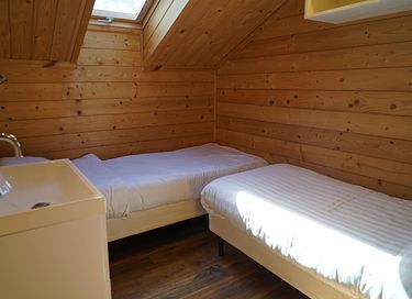 Houten blokhut (10p) op leuk vakantiepark - 8