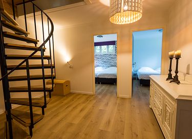 Finse bungalow met sauna & hottub in het bos - 9