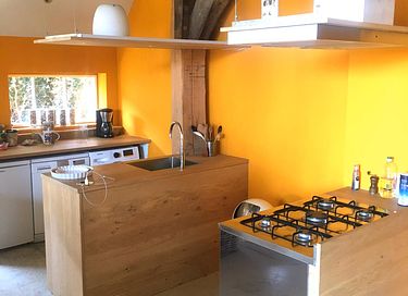 Getaway in an immense farmhouse from 1800 - 14