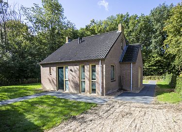 Detached bungalow on the edge of the forest - 33