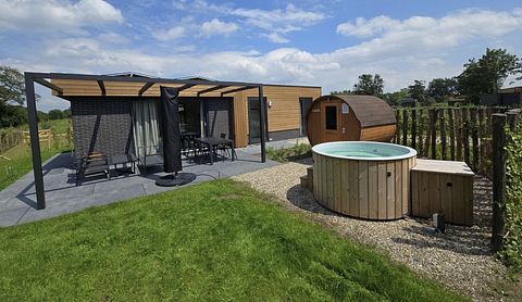 Tiny house met sauna en hottub  - 2