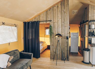 Luxury glamping tent (sleeps 6) at a charming vacation park - 15