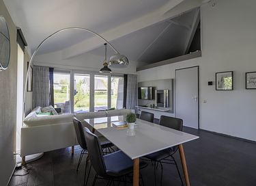 Luxury cottage with jetty - 8