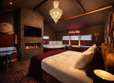 Jacuzzi Suite mit privater Sauna und Wellnessgarten - 10