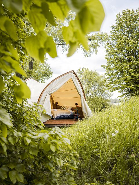 Luxury tent for 2 people in a unique location - 4