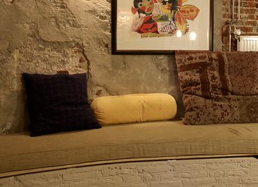 Family room in medieval tower - 11